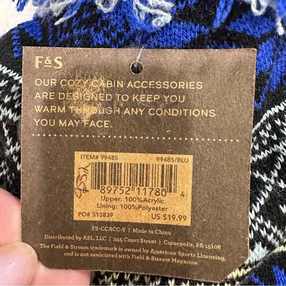 Youth Cozy Cabin Knit Hat